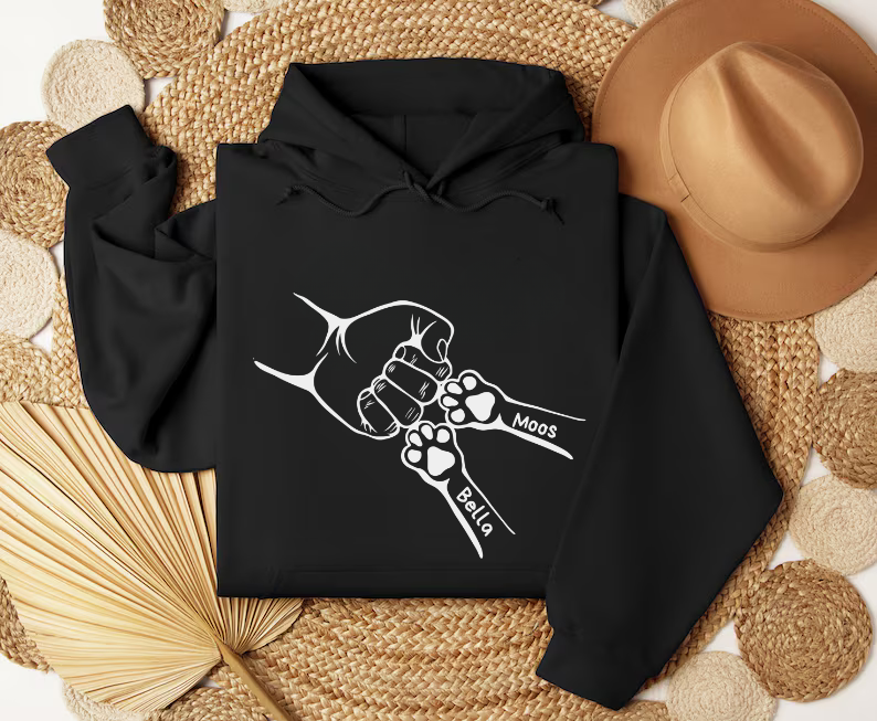 Fist Bump Hoodie - Gepersonaliseerde Naam / Namen